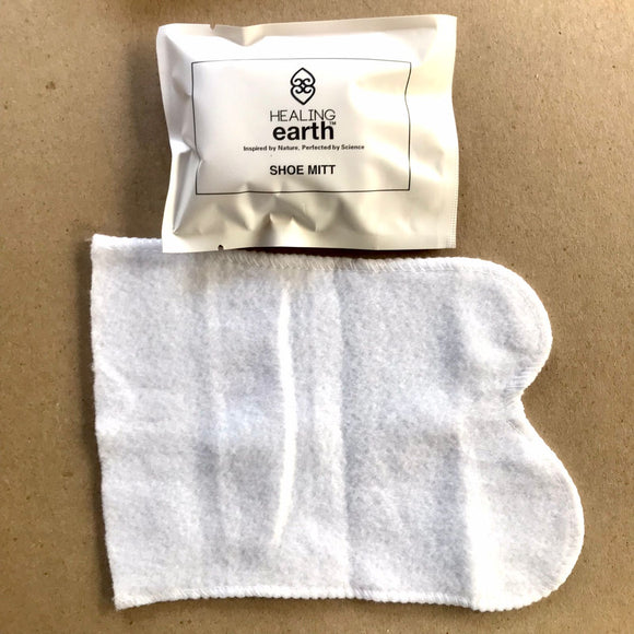 Healing Earth shoe mitt packaged in a recyclable 100% stone paper sachet.