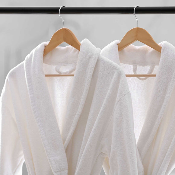 Shop a variety of bathrobes and gowns for hotels and spas. Choose from 100% cotton, Egyptian cotton, micro-poly toweling, cotton toweling, and knitted cotton (T-shirt fabric).