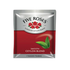 Five Roses Superior Ceylon Blend tagged teabag in a sealed envelope. Pack size: 200 x 2.5 grams. Sold by SR Amenities Hotel and Spa Supplies. www.sramenities.co.za